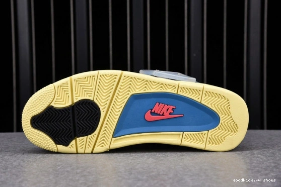 DC9533-001 Jordan Noir 4 Retro Off DC9533-001 Union AIR 0320